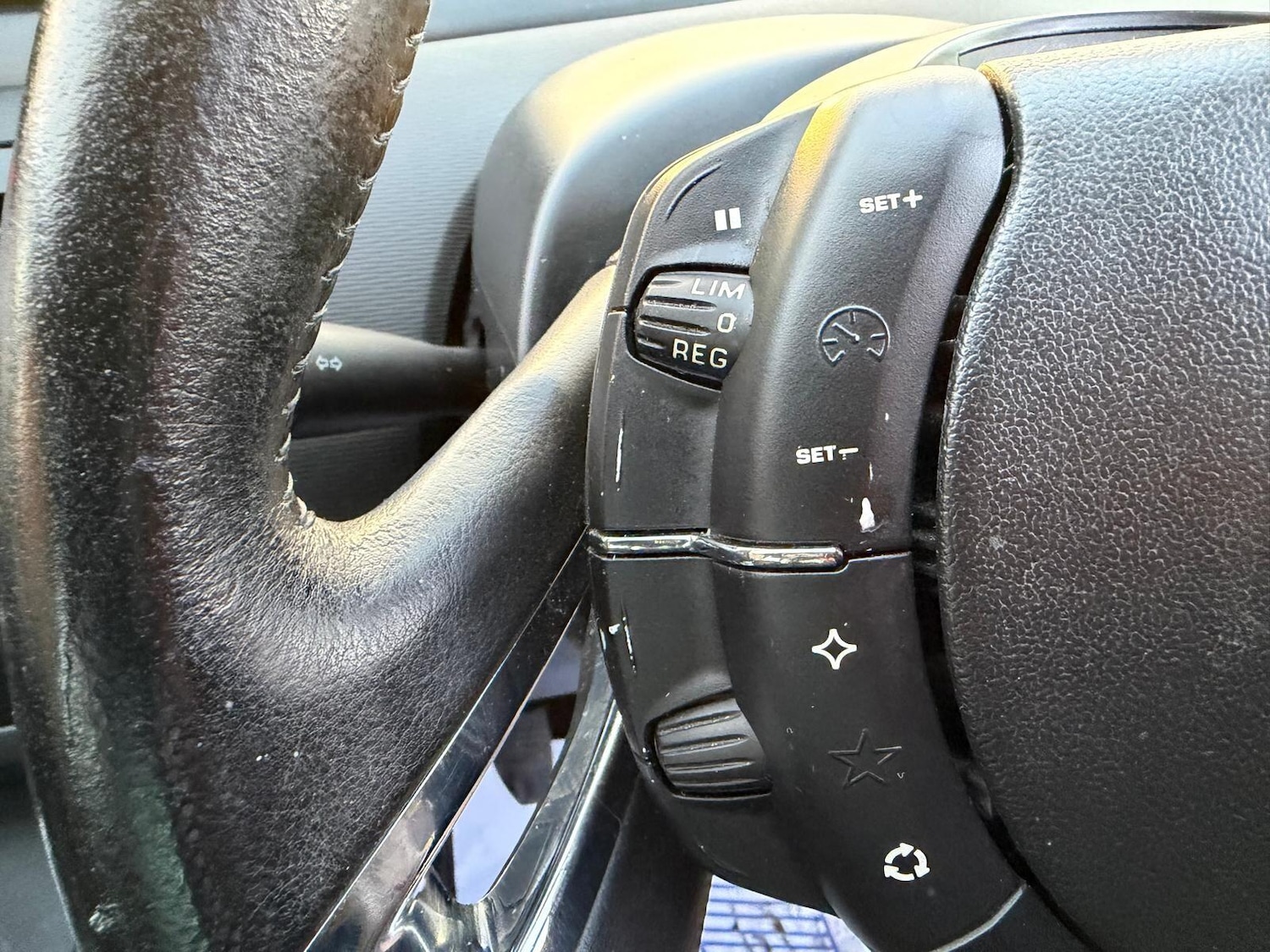 Used Citroen C4 Picasso 2008 for sale - 76964430: Photo 23