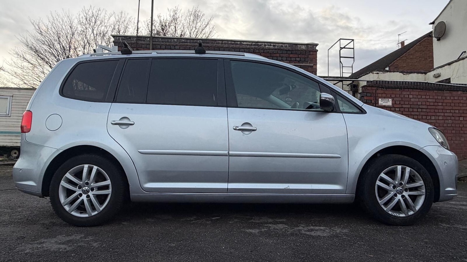 Used Volkswagen Touran 2013 for sale - 76689914: Photo 23