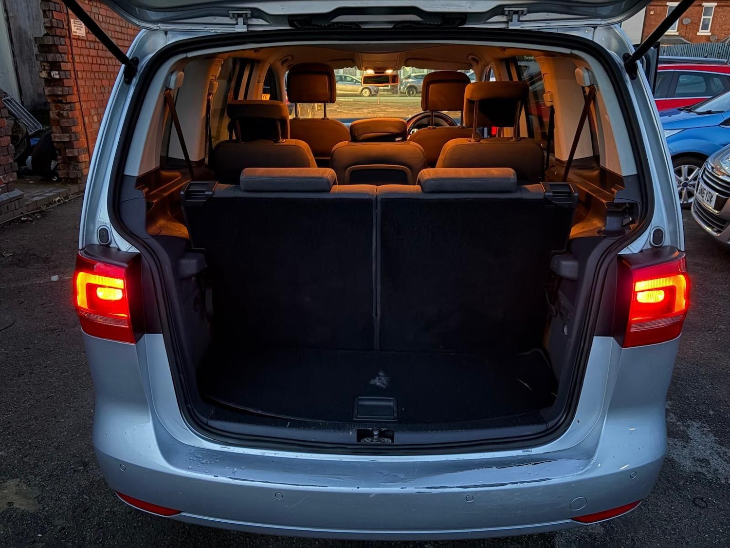 Used Volkswagen Touran 2013 for sale - 76689914: Photo 47