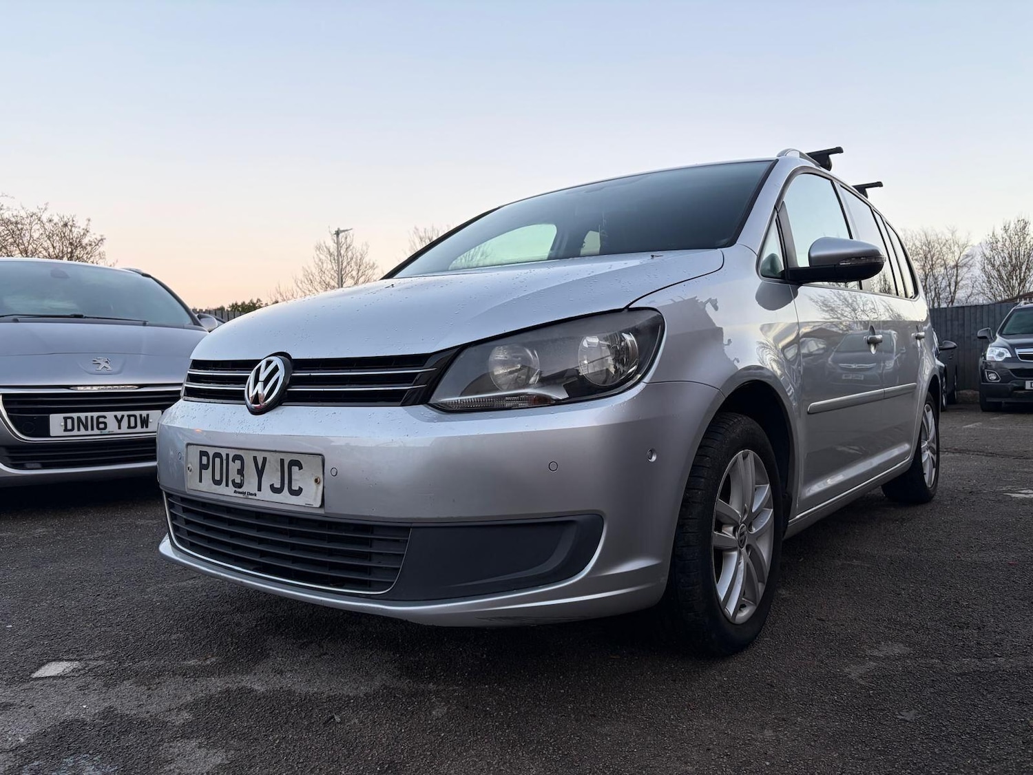 Used Volkswagen Touran 2013 for sale - 76689914: Photo 9