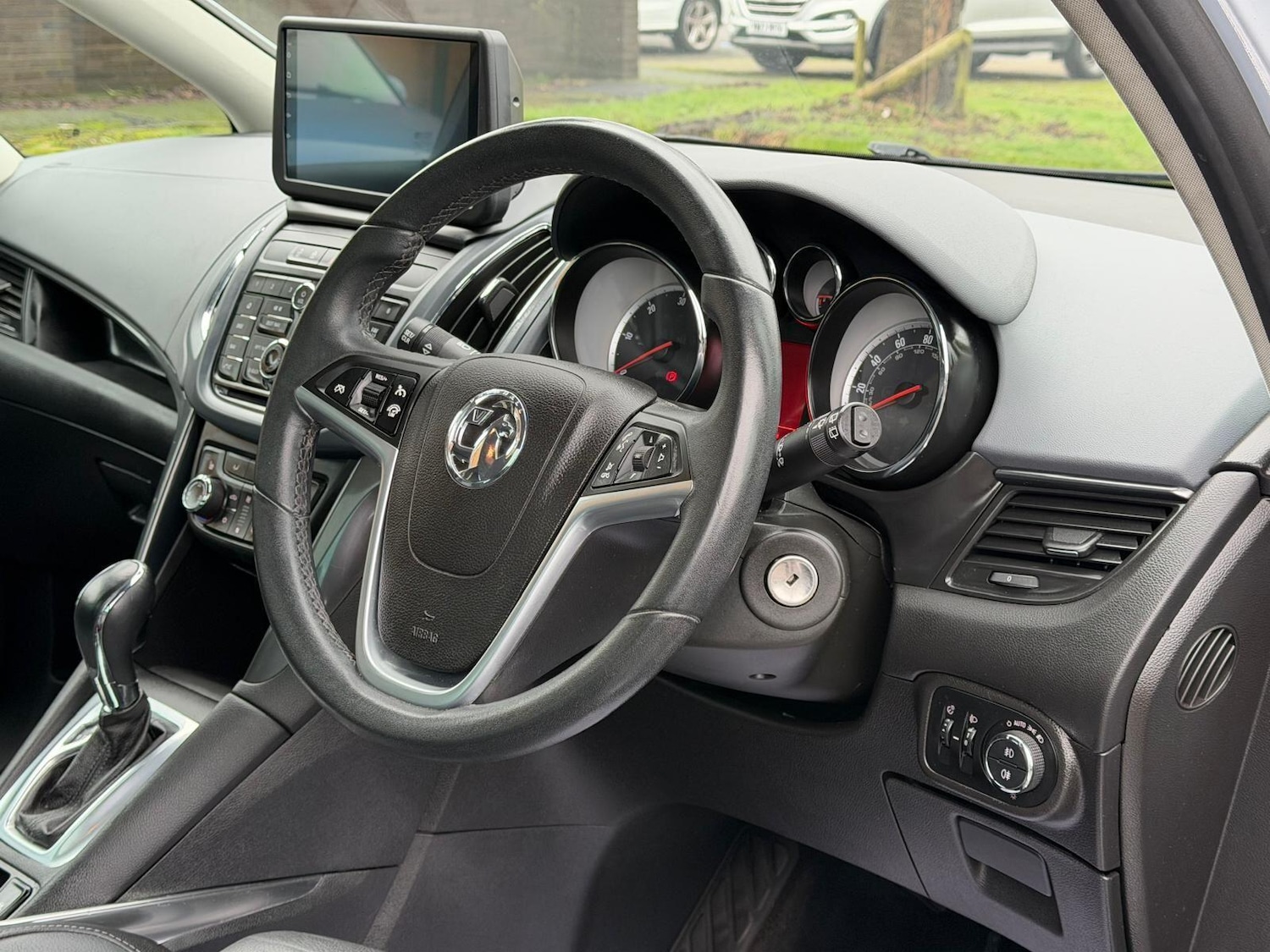 Used Vauxhall Zafira 2014 for sale - 77343895: Photo 39