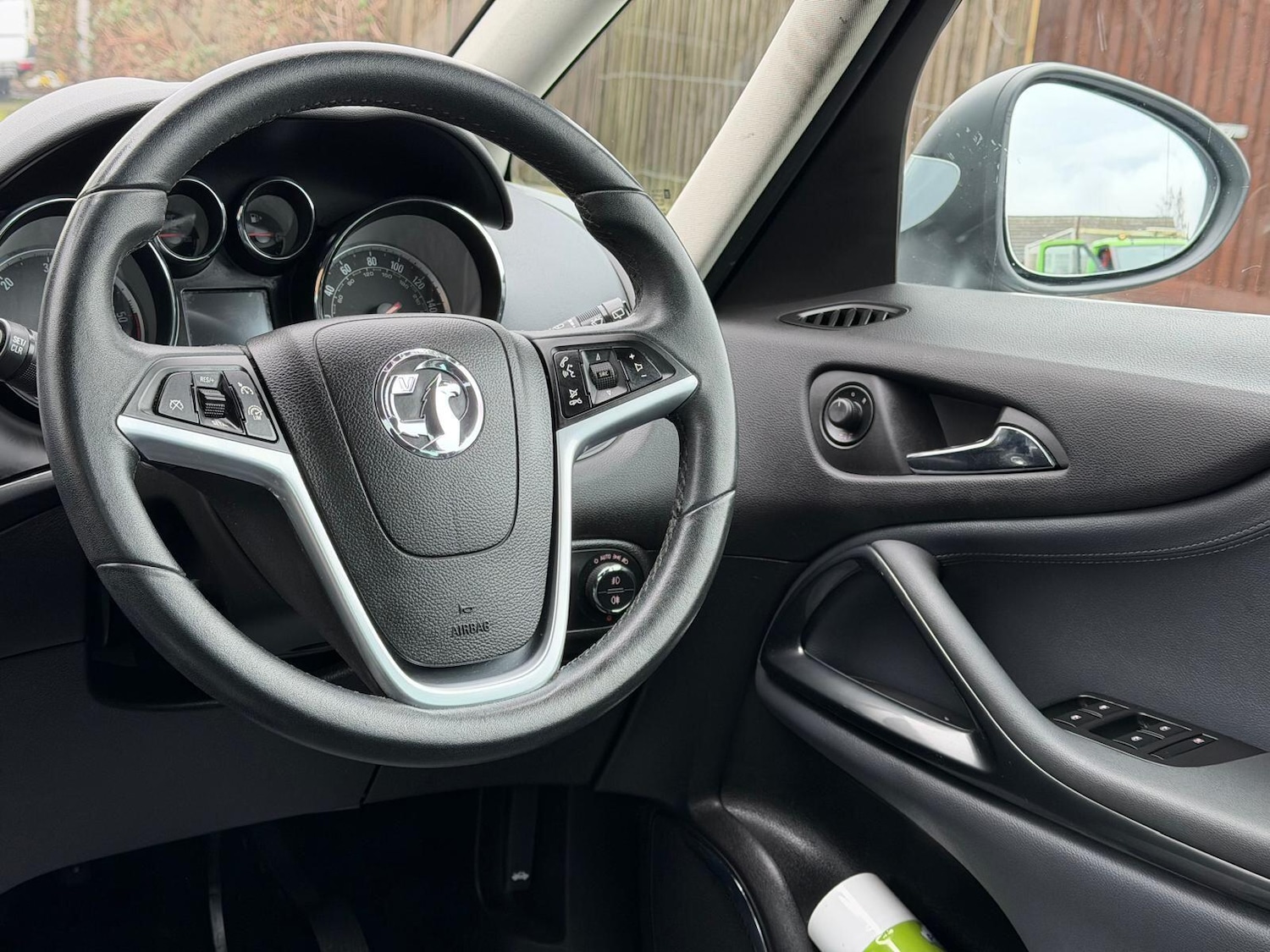 Used Vauxhall Zafira 2014 for sale - 77343895: Photo 40