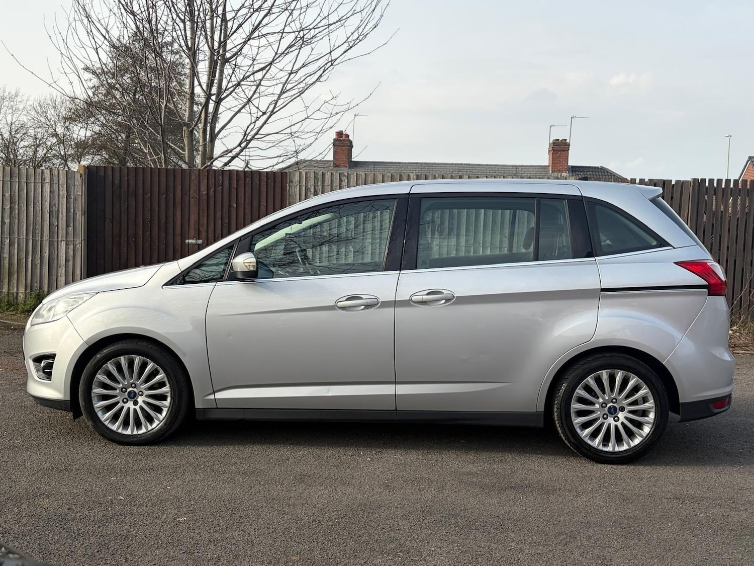 Used Ford Grand C-Max 2013 for sale - 77768051: Photo 15