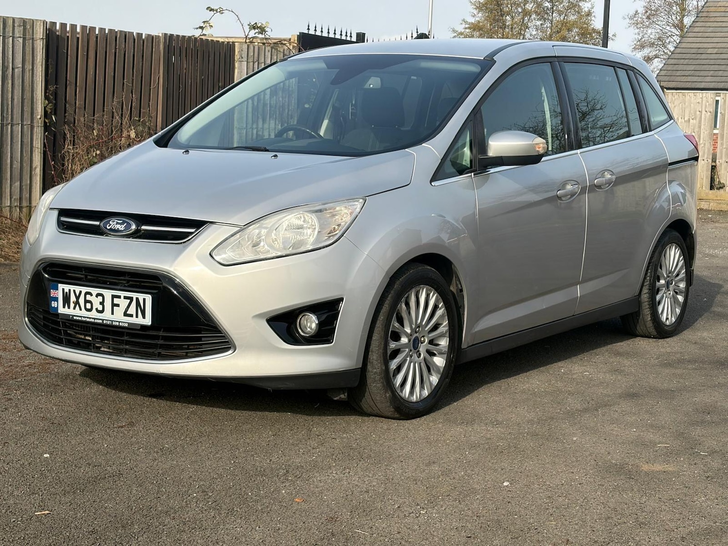 Used Ford Grand C-Max 2013 for sale - 77768051: Photo 3