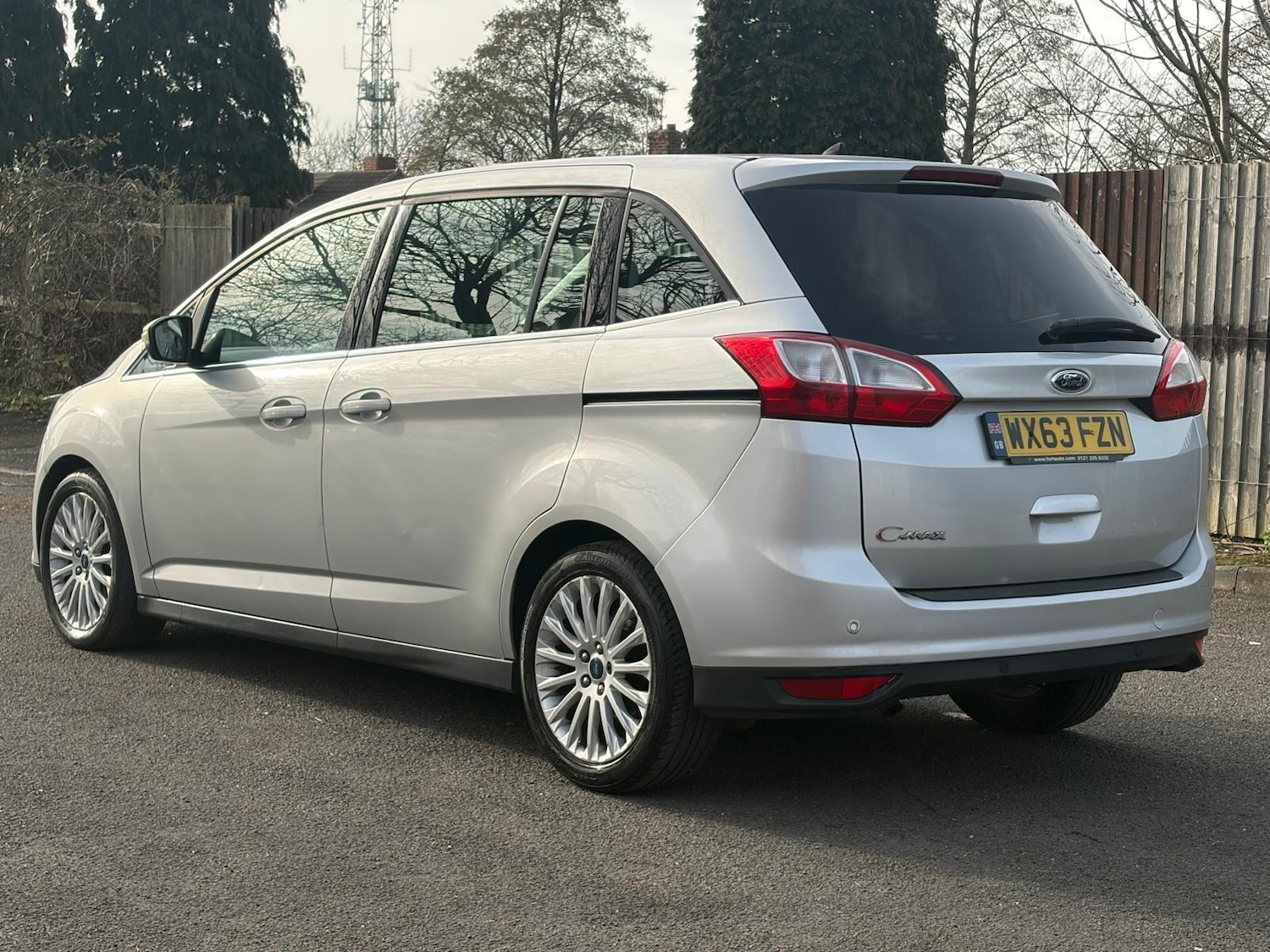 Used Ford Grand C-Max 2013 for sale - 77768051: Photo 4