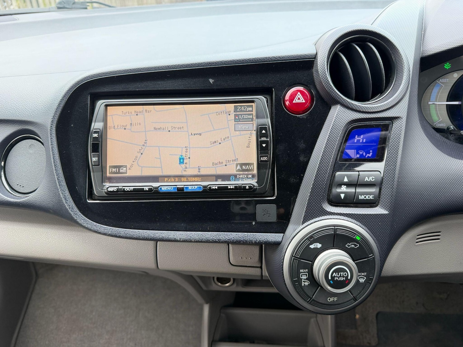 Used Honda Insight 2010 for sale - 76701220: Photo 40