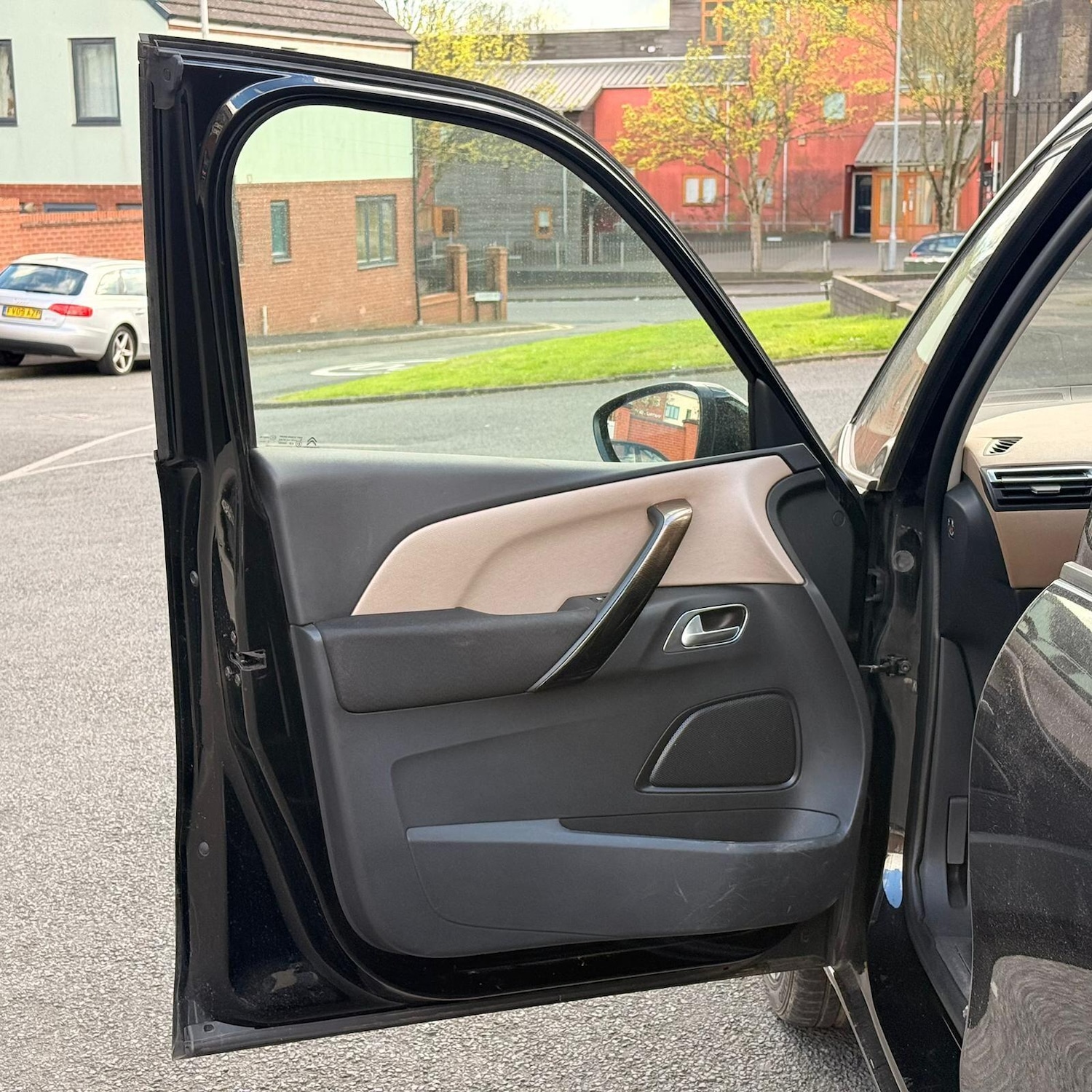 Used Citroen Grand C4 Picasso 2015 for sale - 78086542: Photo 33