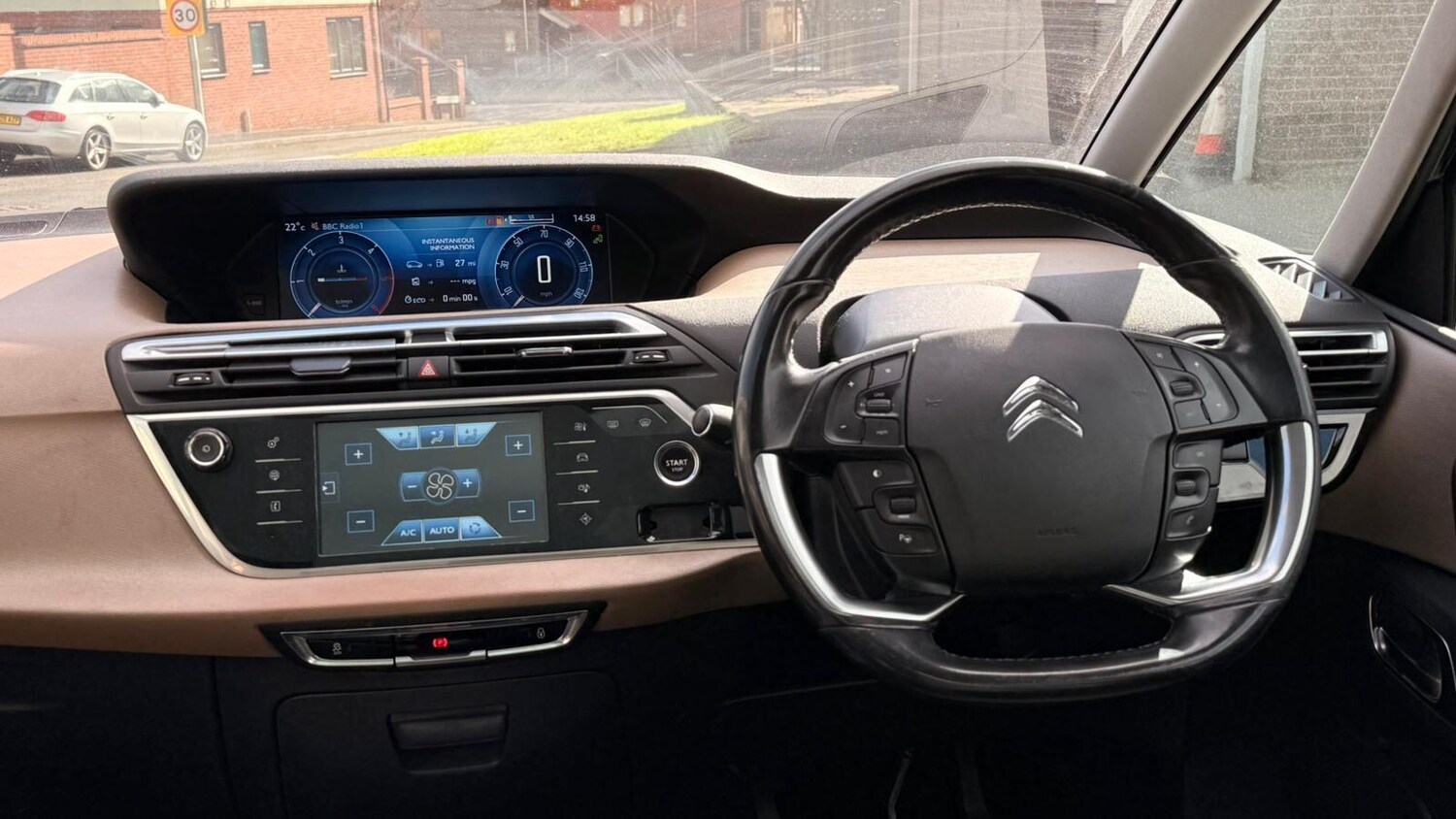 Used Citroen Grand C4 Picasso 2015 for sale - 78086542: Photo 47