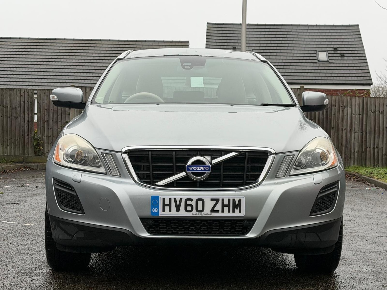 Used Volvo XC60 2010 for sale - 76855951: Photo 2