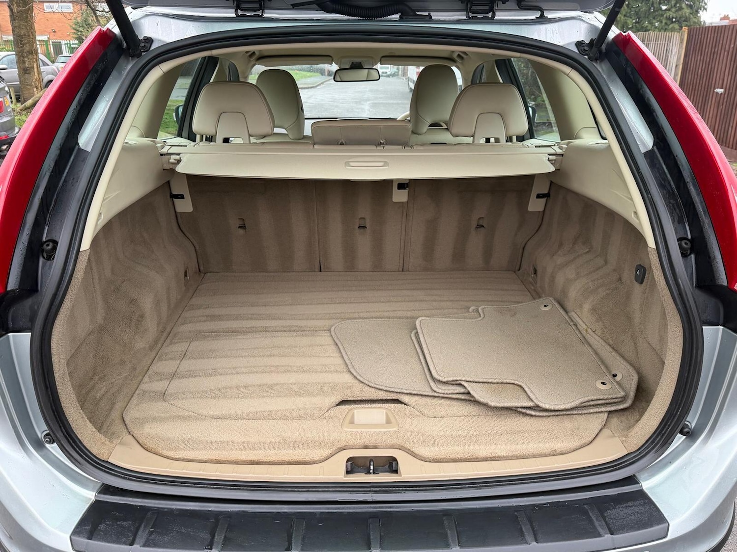 Used Volvo XC60 2010 for sale - 76855951: Photo 29