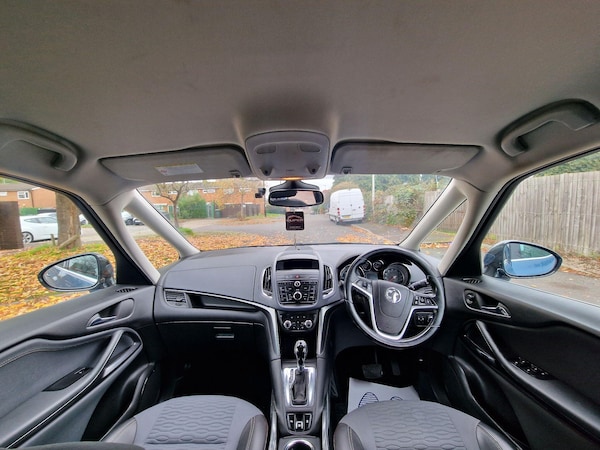 Used Vauxhall Zafira Tourer 2012 for sale - 76314584: Photo 36