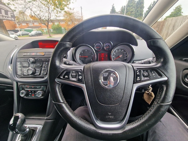 Used Vauxhall Zafira Tourer 2012 for sale - 76314584: Photo 48