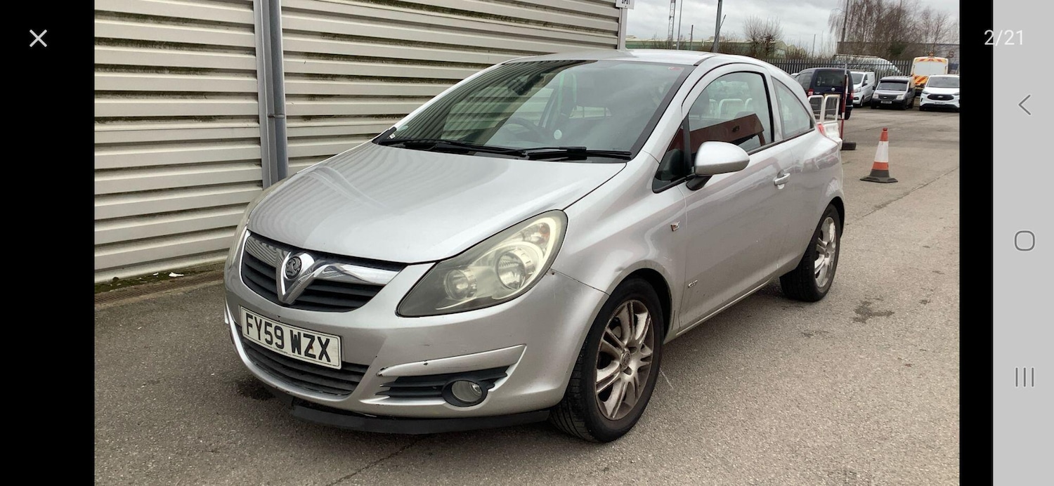 Used Vauxhall Corsa 2009 for sale - 77839922: Photo 2