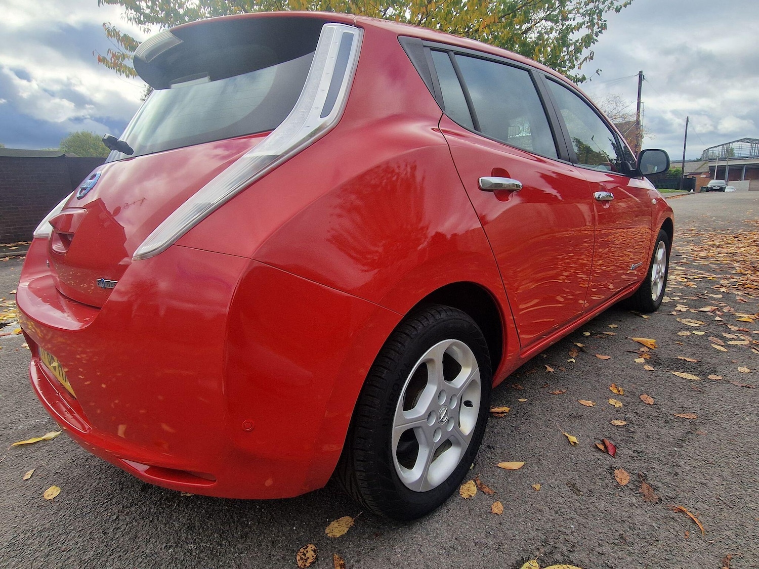 Used Nissan Leaf 2017 for sale - 76336357: Photo 11