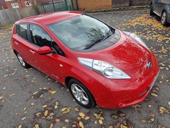 2017 (66) - 30kWh Acenta Auto 5dr