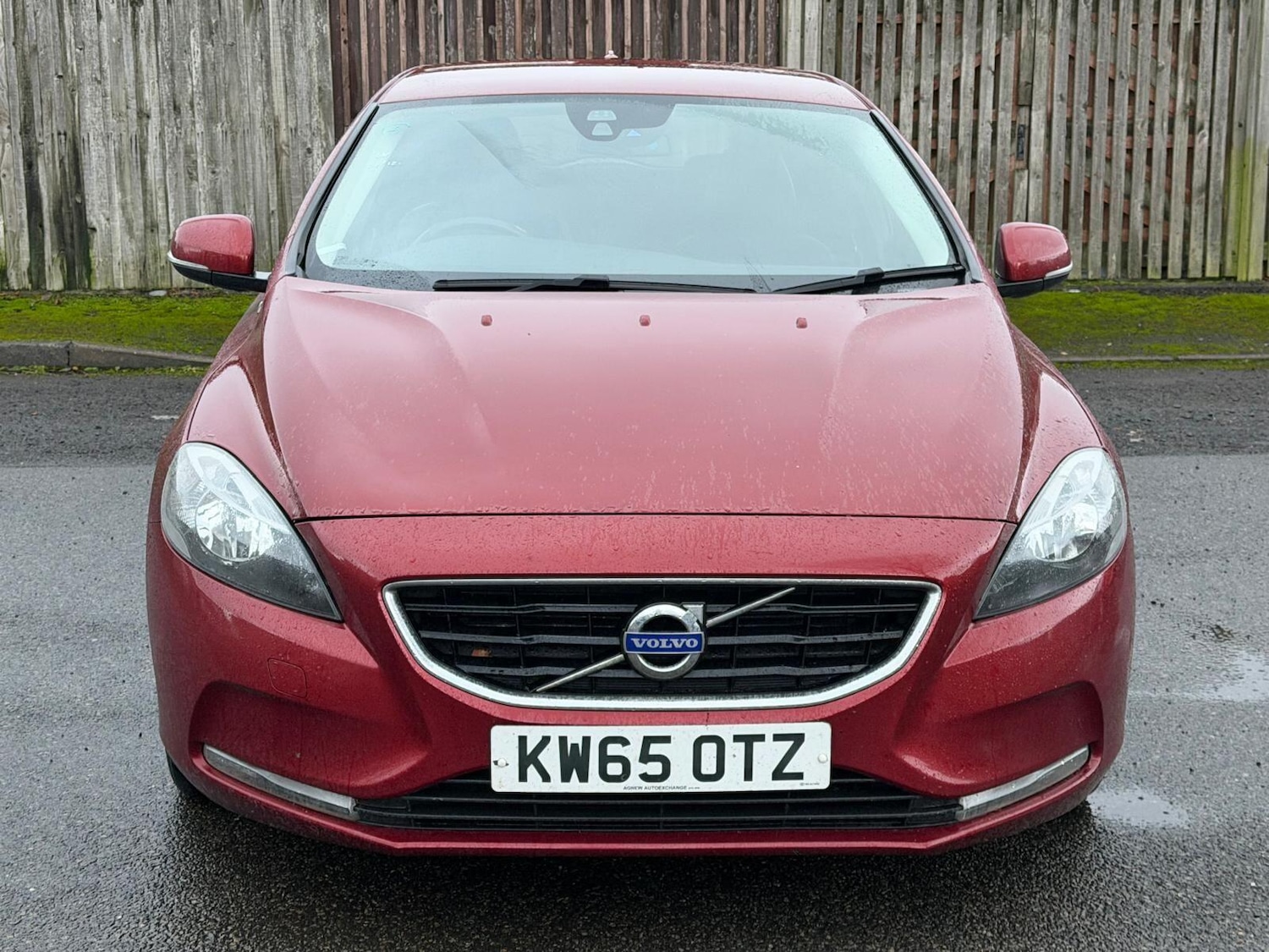 Used Volvo V40 2016 for sale - 77400414: Photo 2