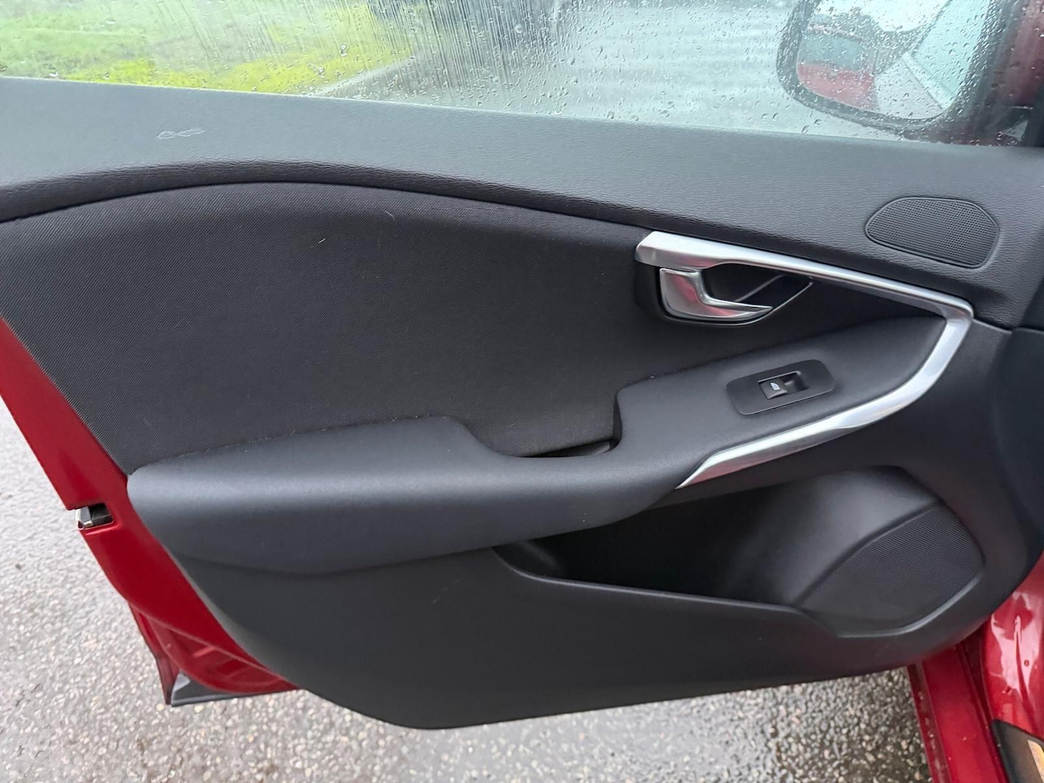 Used Volvo V40 2016 for sale - 77400414: Photo 28