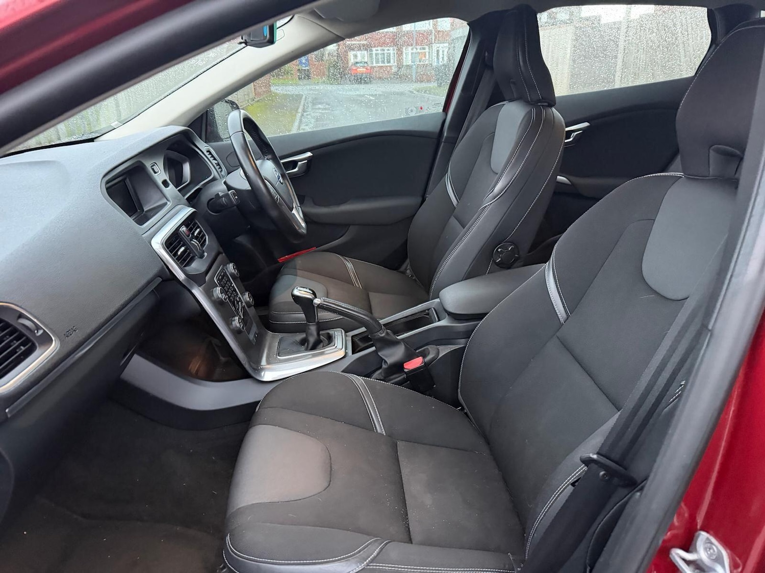 Used Volvo V40 2016 for sale - 77400414: Photo 37