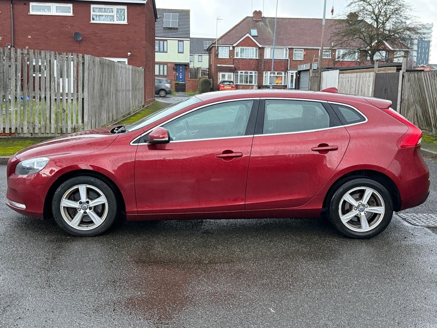 Used Volvo V40 2016 for sale - 77400414: Photo 4