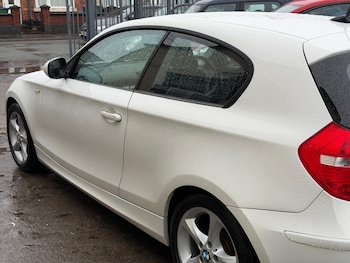 Used BMW 1 Series 2011 for sale - 77203467: Photo