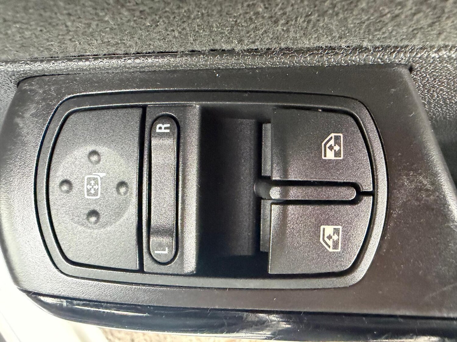 Used Vauxhall Corsa for sale - 77586991: Photo 25