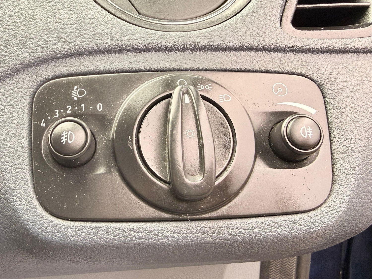 Used Ford Galaxy 2009 for sale - 77799264: Photo 22