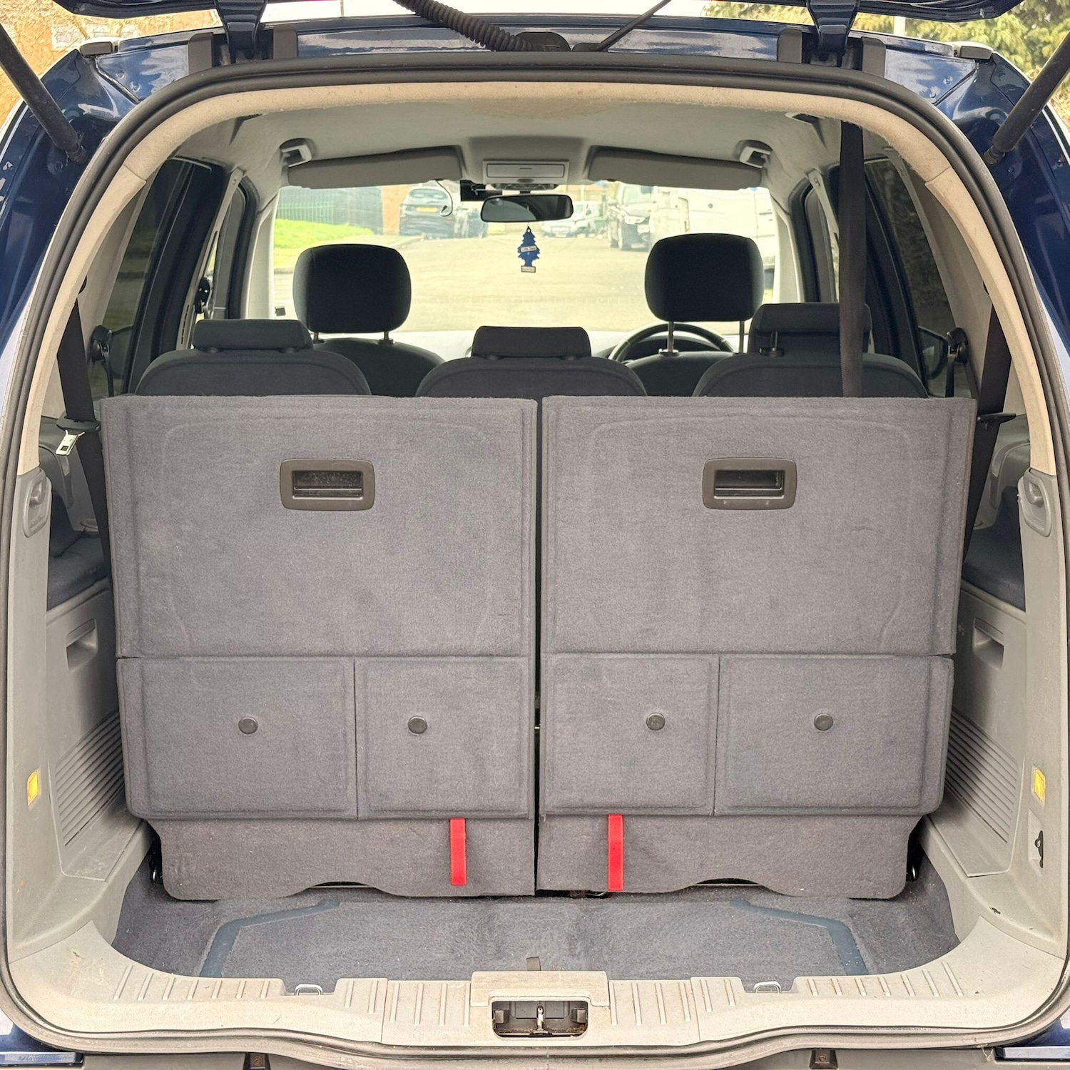 Used Ford Galaxy 2009 for sale - 77799264: Photo 36