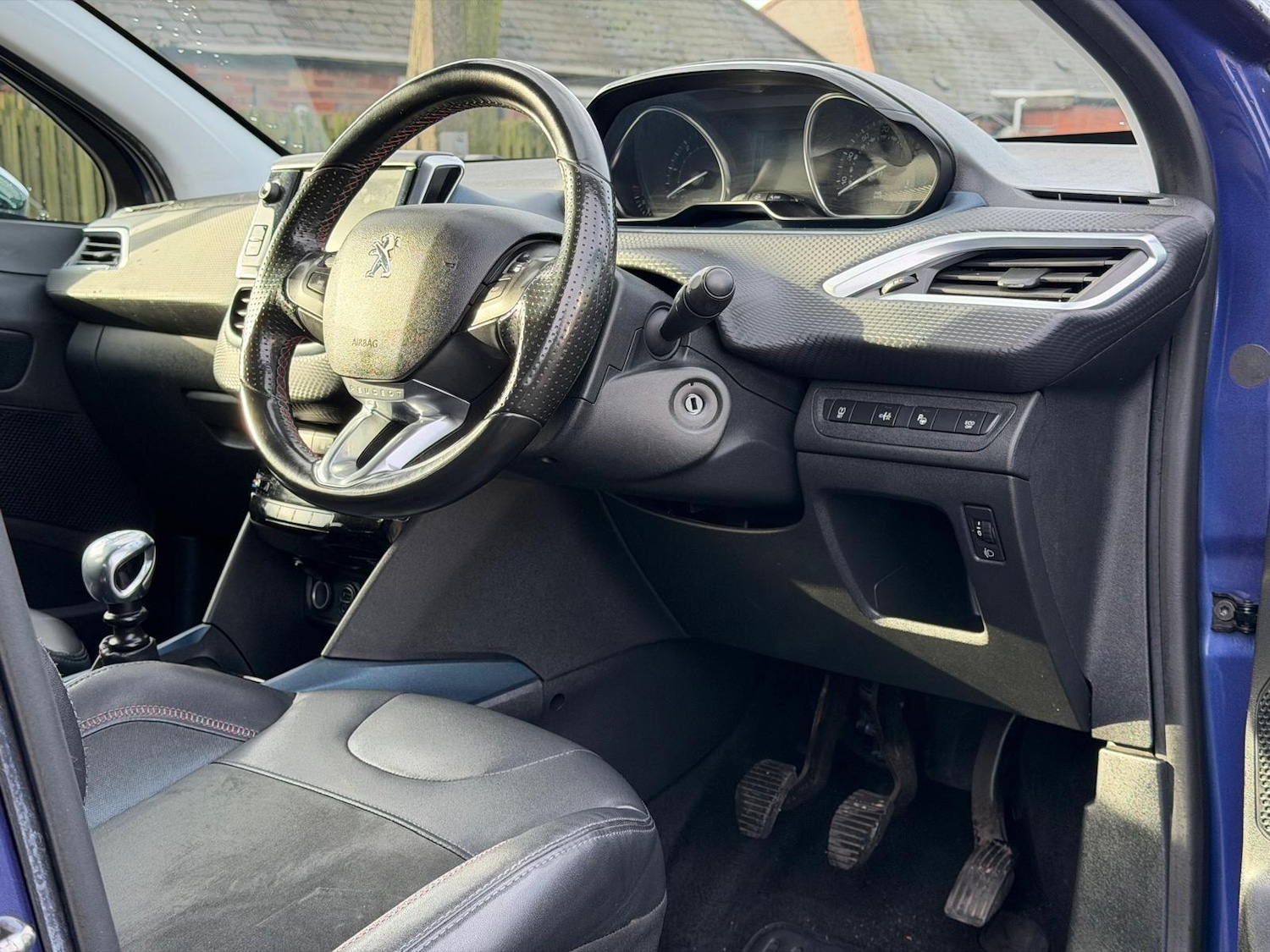 Used Peugeot 2008 2014 for sale - 76964642: Photo 15