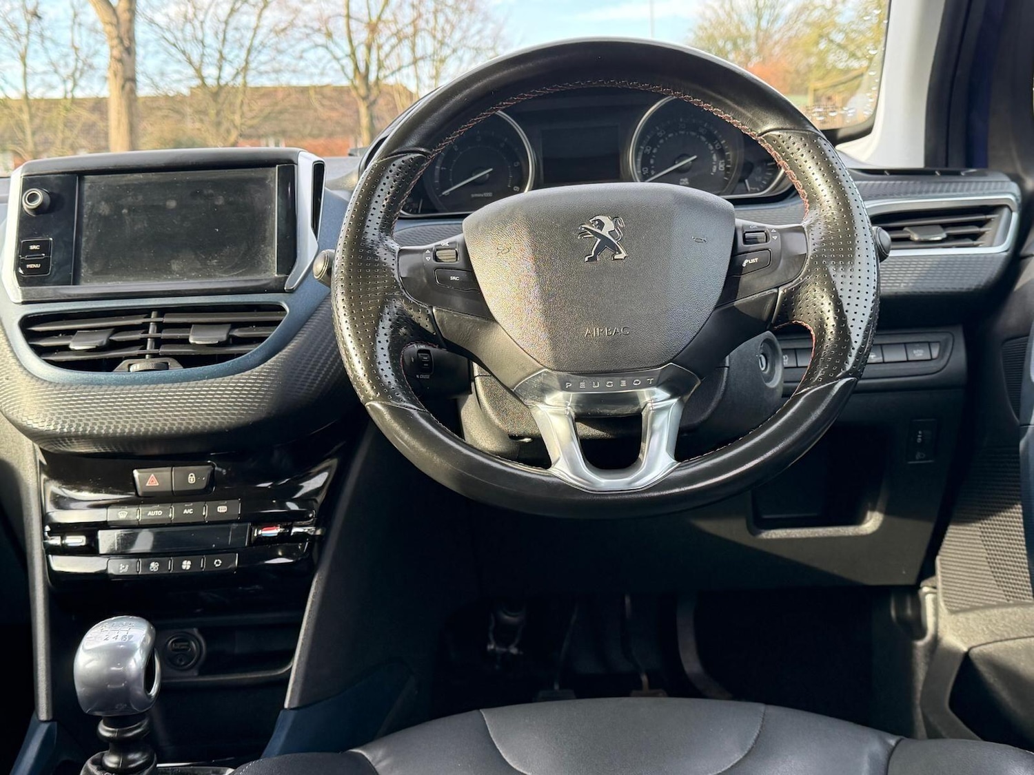 Used Peugeot 2008 2014 for sale - 76964642: Photo 36