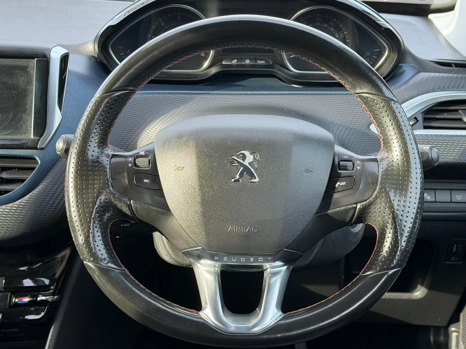 Used Peugeot 2008 2014 for sale - 76964642: Photo 37