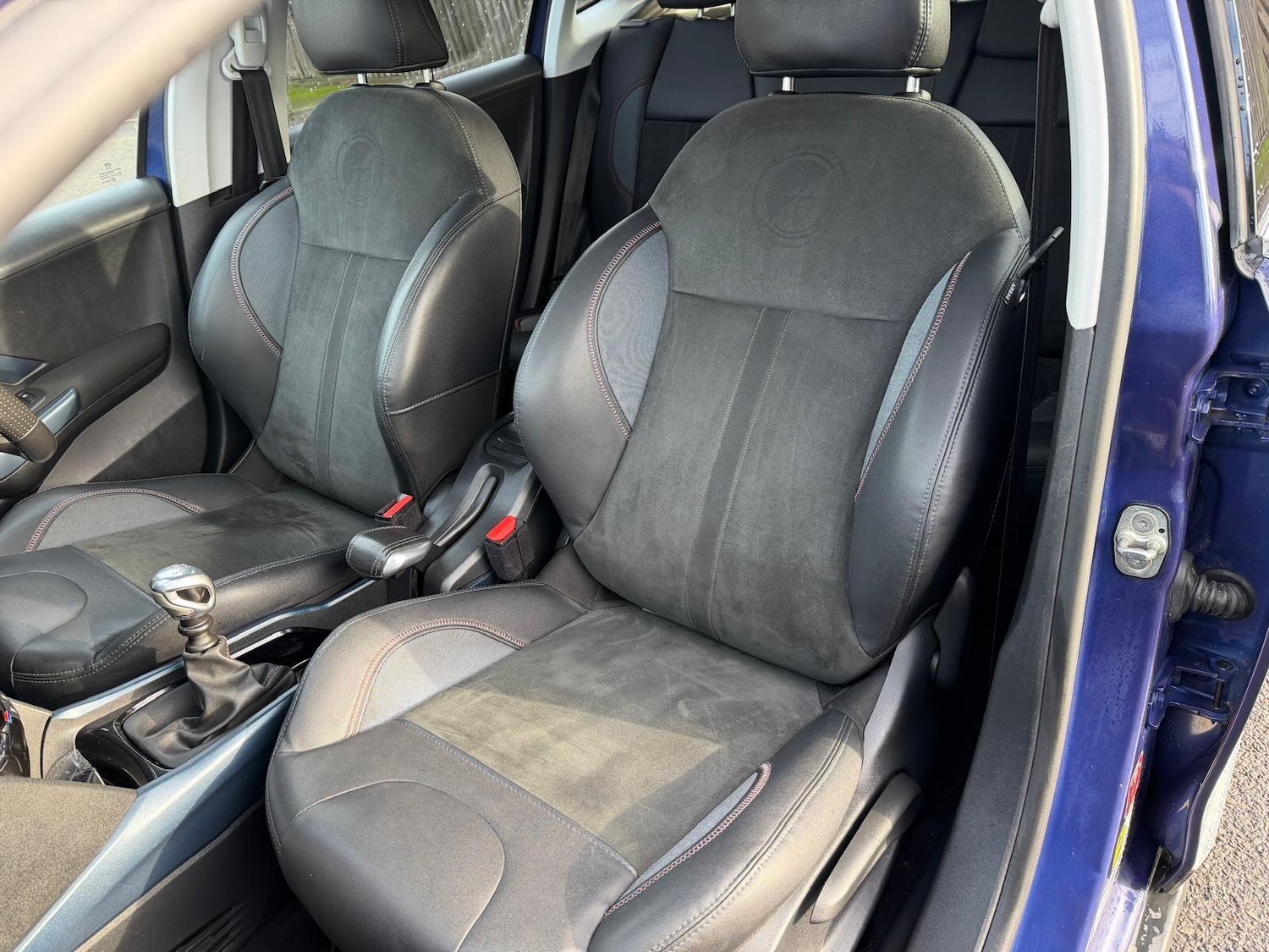 Used Peugeot 2008 2014 for sale - 76964642: Photo 40