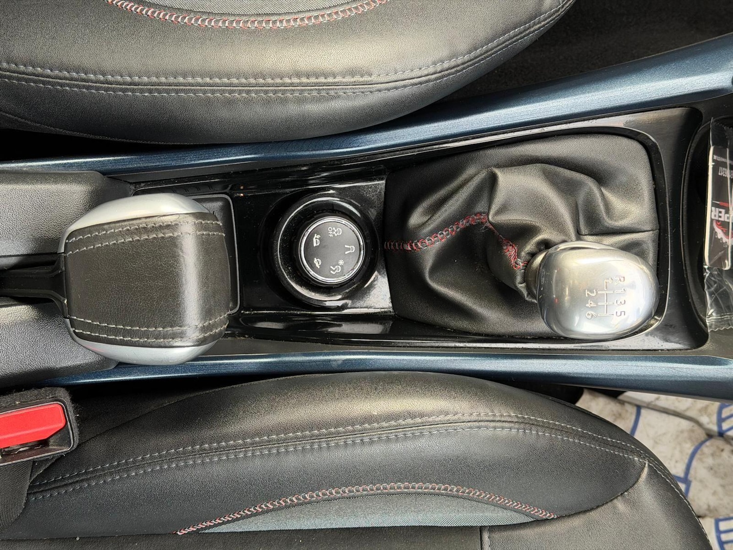 Used Peugeot 2008 2014 for sale - 76964642: Photo 41