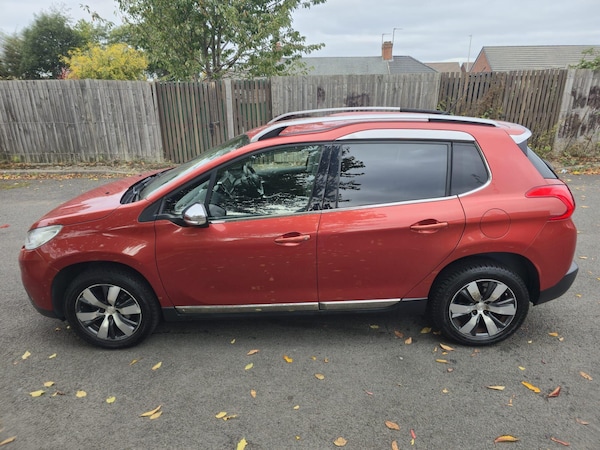 Used Peugeot 2008 2016 for sale - 76228023: Photo 13