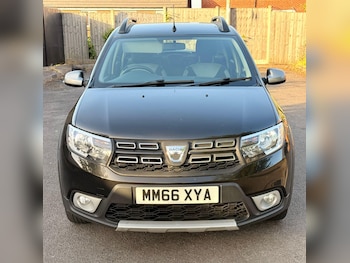 Used Dacia Sandero Stepway 2016 for sale - 78705136: Photo