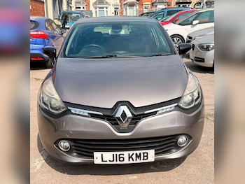 Used Renault Clio 2016 for sale - 79247584: Photo