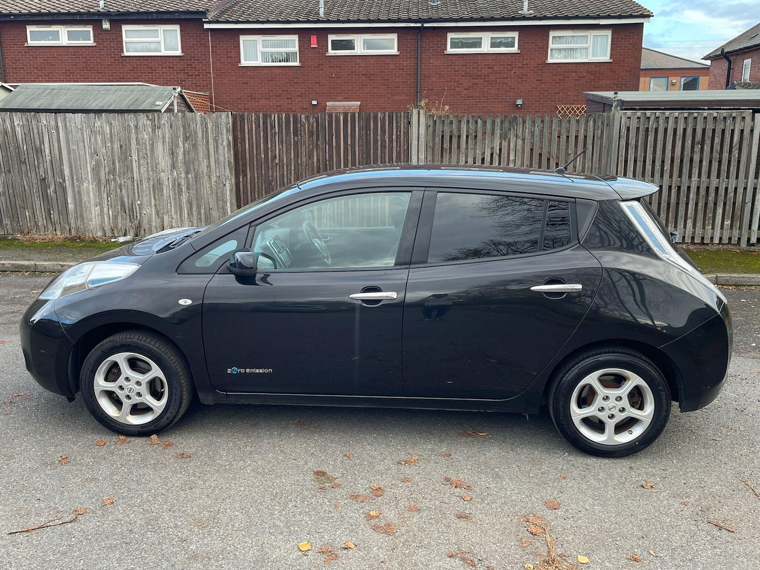Used Nissan Leaf 2015 for sale - 76408465: Photo 12