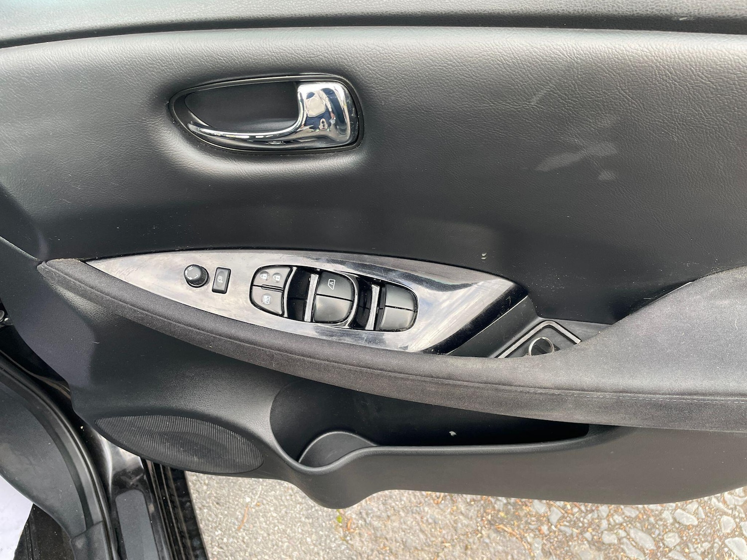 Used Nissan Leaf 2015 for sale - 76408465: Photo 29