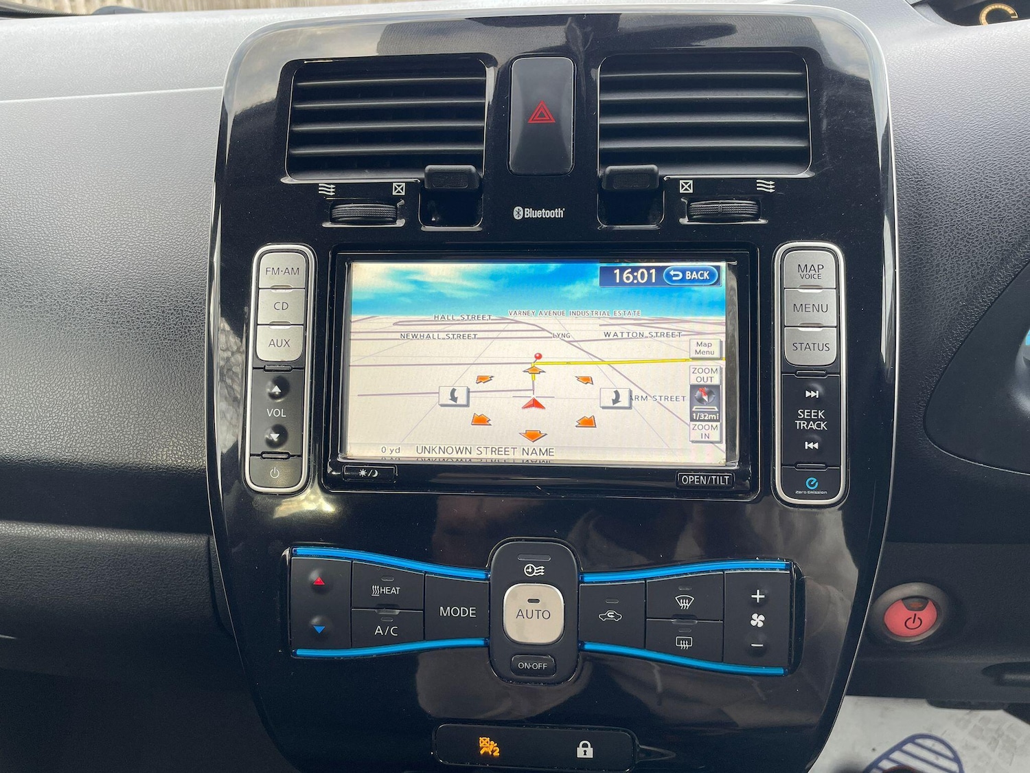 Used Nissan Leaf 2015 for sale - 76408465: Photo 35