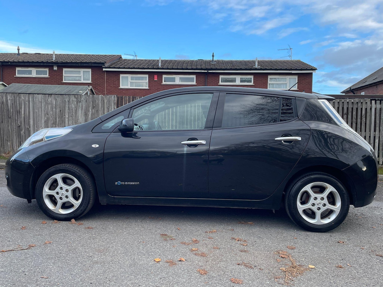 Used Nissan Leaf 2015 for sale - 76408465: Photo 4
