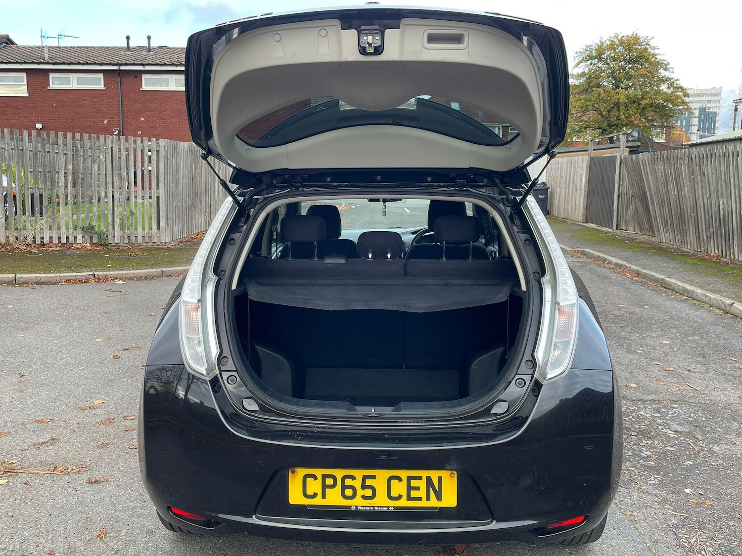 Used Nissan Leaf 2015 for sale - 76408465: Photo 40