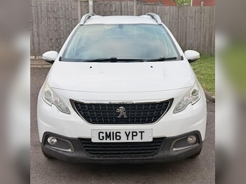 Used Peugeot 2008 2016 for sale - 78301327: Photo