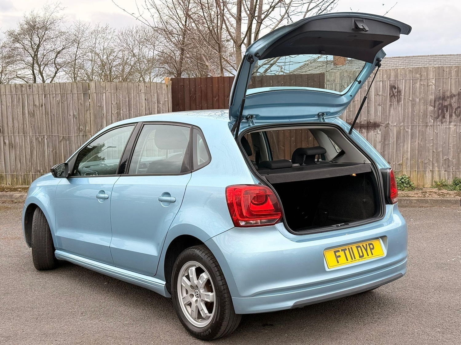 Used Volkswagen Polo 2011 for sale - 77994289: Photo 11