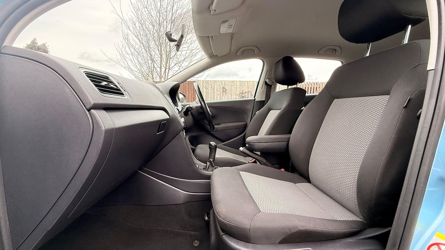 Used Volkswagen Polo 2011 for sale - 77994289: Photo 46