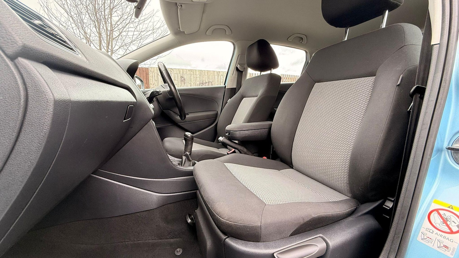 Used Volkswagen Polo 2011 for sale - 77994289: Photo 47