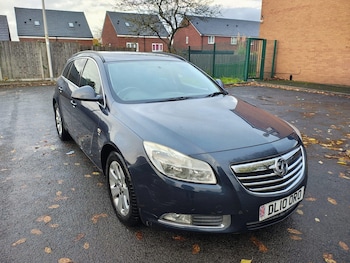 2010 (10) - 2.0 CDTi SRi Sports Tourer Auto Euro 5 5dr