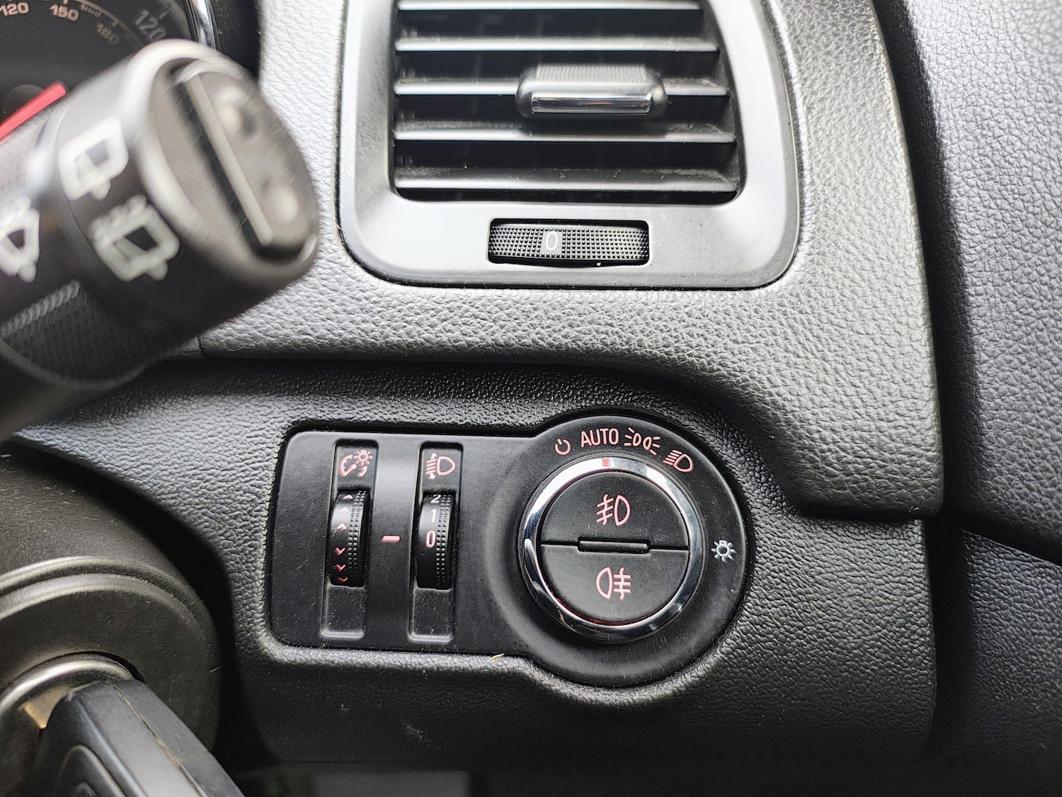 Used Vauxhall Insignia 2010 for sale - 76370763: Photo 28