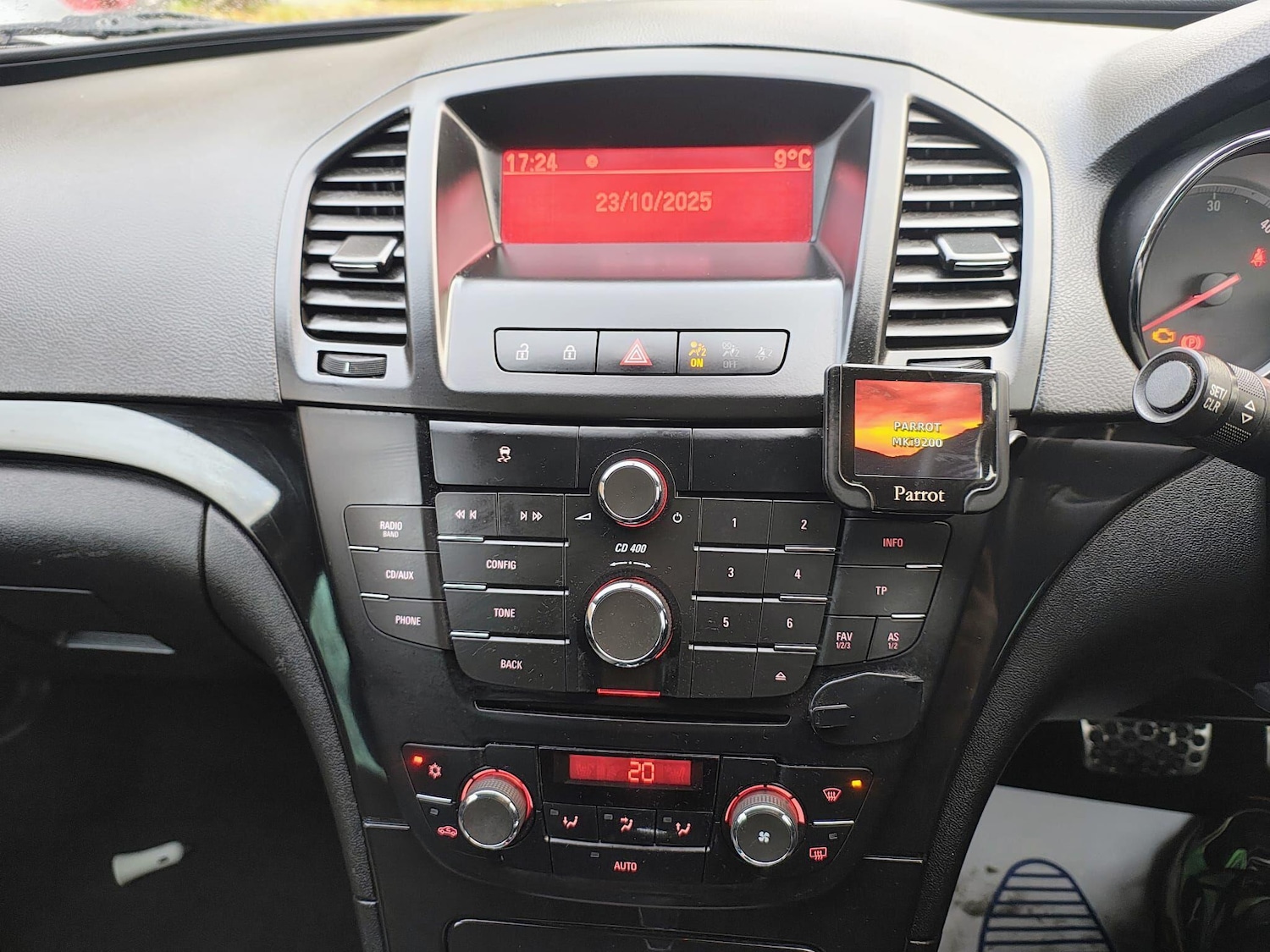 Used Vauxhall Insignia 2010 for sale - 76370763: Photo 37