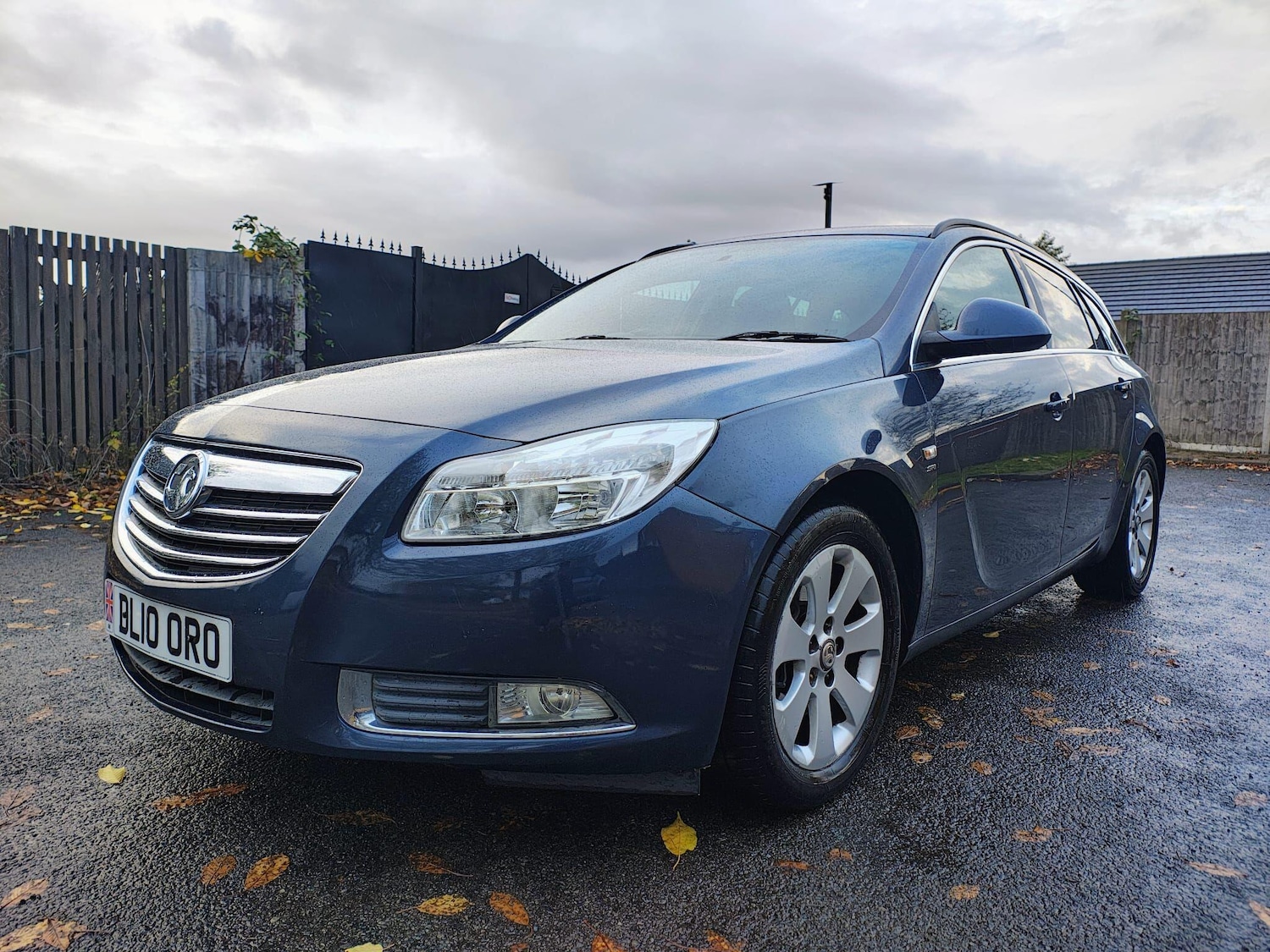 Used Vauxhall Insignia 2010 for sale - 76370763: Photo 4