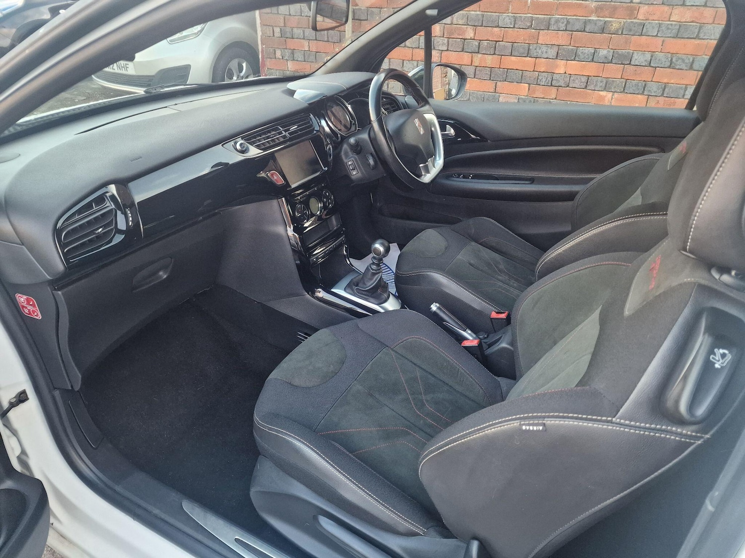 Used DS Automobiles DS 3 2017 for sale - 76388817: Photo 24