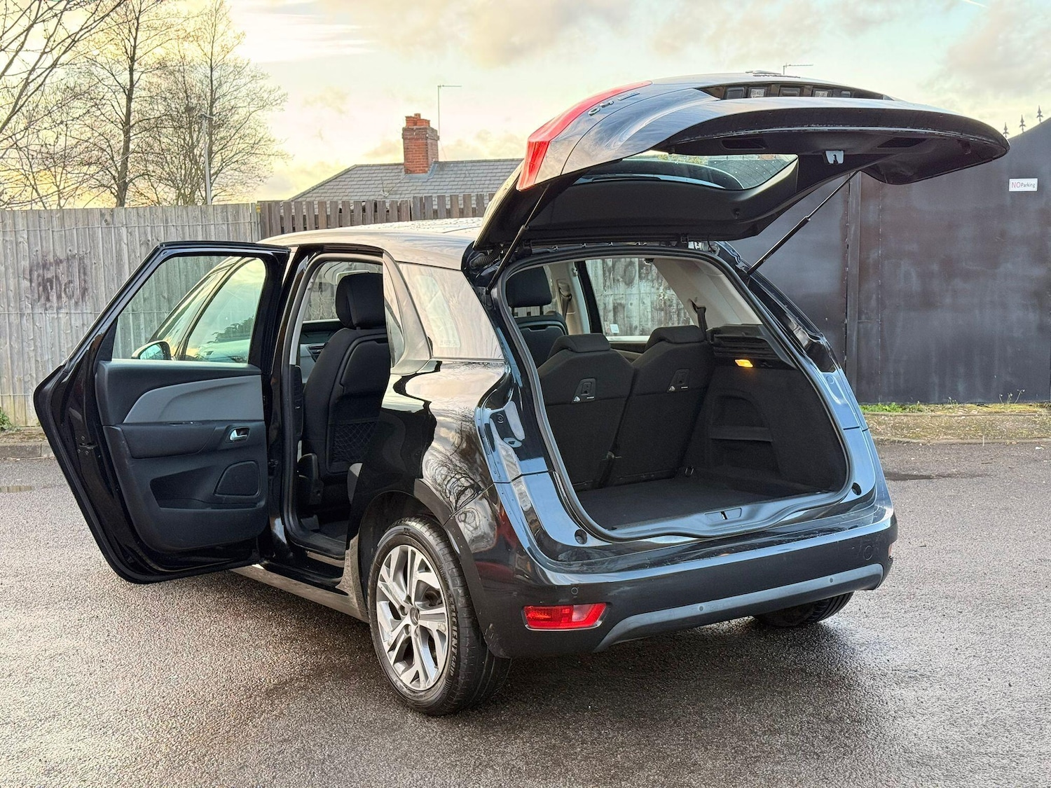 Used Citroen C4 Picasso 2015 for sale - 78062716: Photo 10